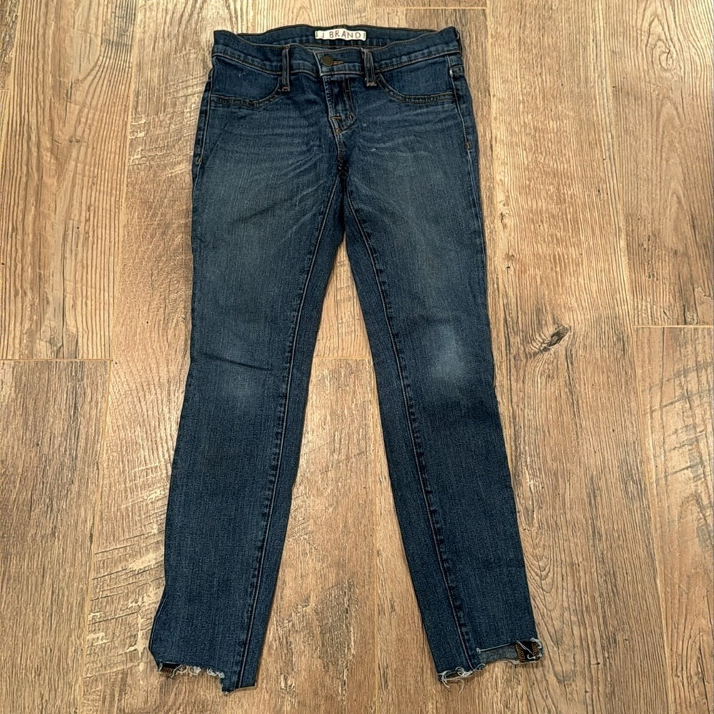 J Brand Woman’s Straight Leg Blue Jeans Size 25