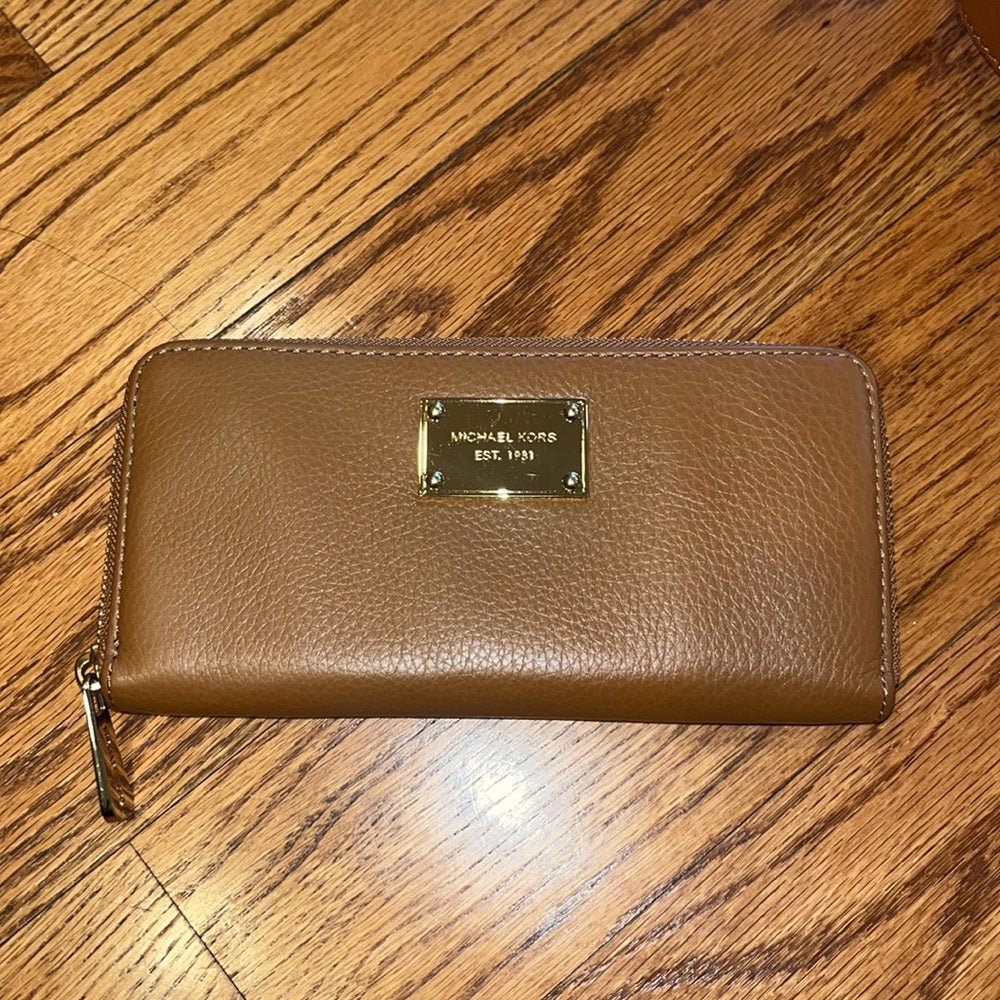 Michael Kors Woman’s Brown and Navy Striped Tote and Wallet