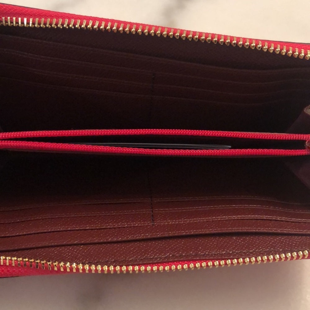 NWT Coach Pink Zip Around Wallet with Gold Zipper