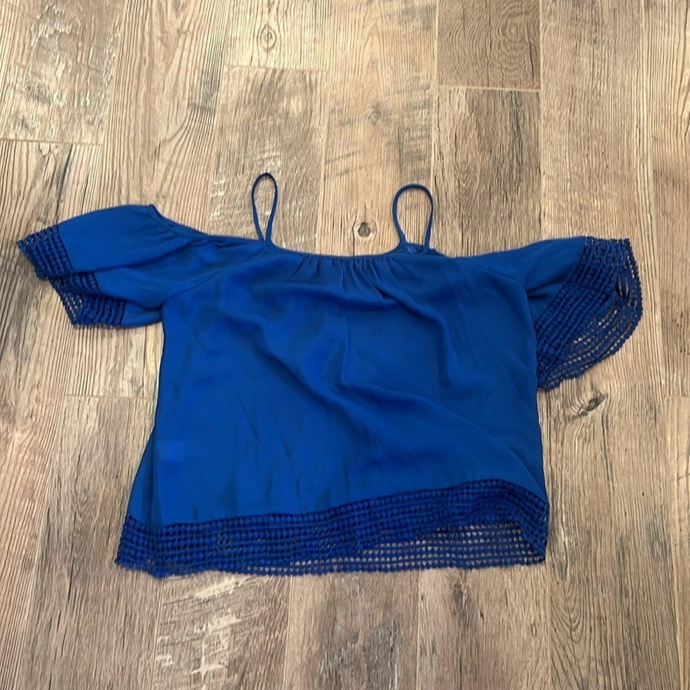 Parker Woman’s Blue Blouse Size Medium