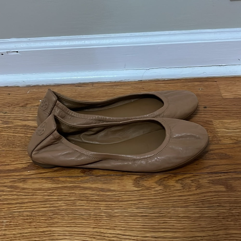 Tory Burch Women’s Tan Flats Size 10