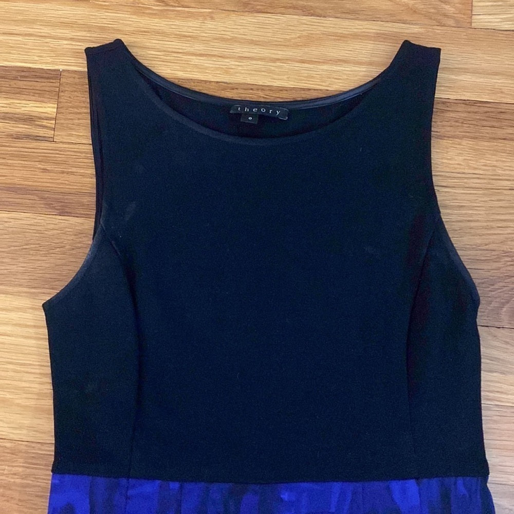 Theory Women’s Black and Blue Dress Size 0