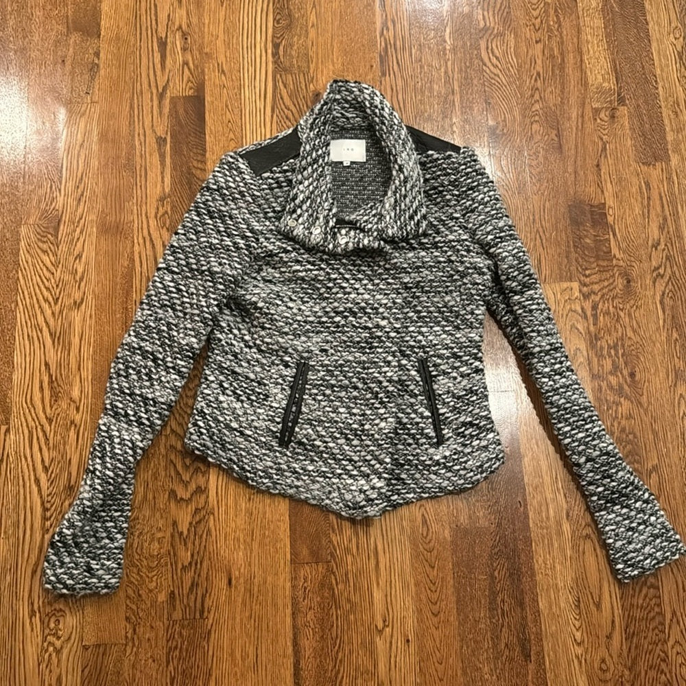 IRO Woman’s Black & White Cropped Tweed Cowl Neck Jacket Size 38 /Size 6