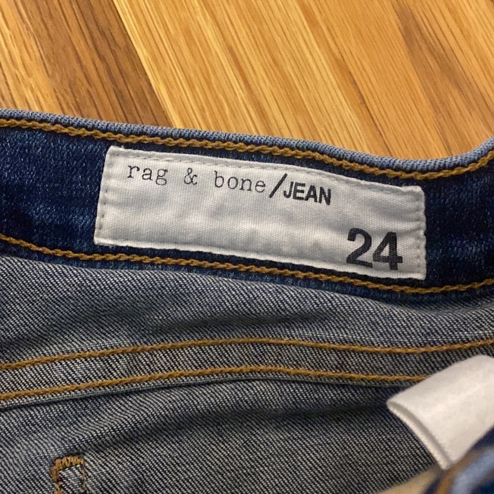 Rag & Bone Women’s Blue Skinny Jeans Size 24