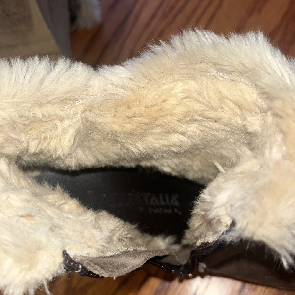Aquatalia Woman’s Taupe Fur Lined Wedge Booties Size 8