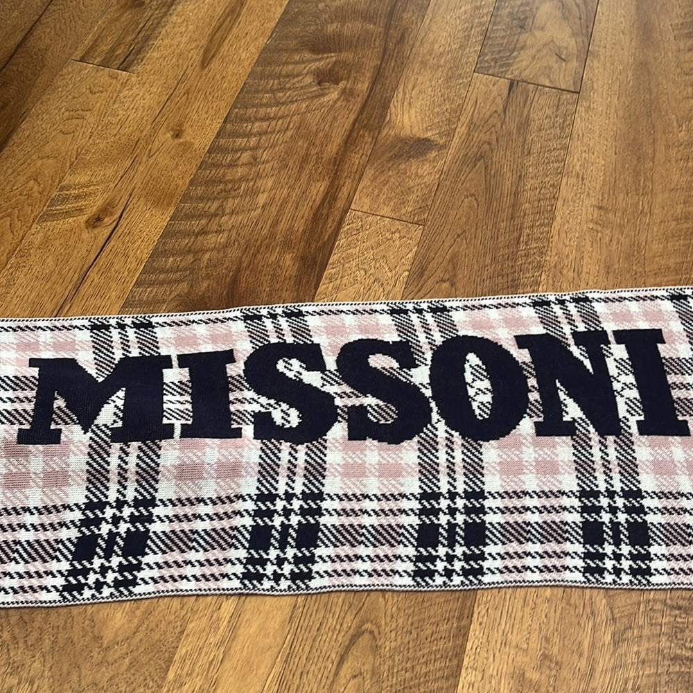 NWT Missoni Woman’s Pink and Black Plaid Scarf