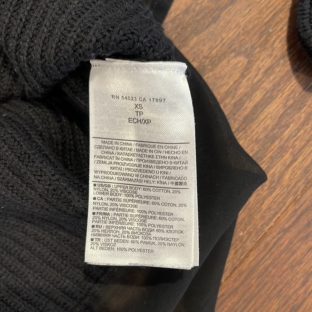 2 Banana Republic Sweaters Size XS