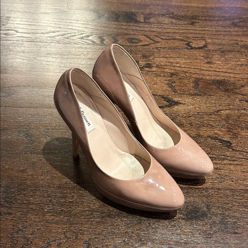 L.K. Bennett Women’s Elegant Nude Platform Pumps Size 39 / 9