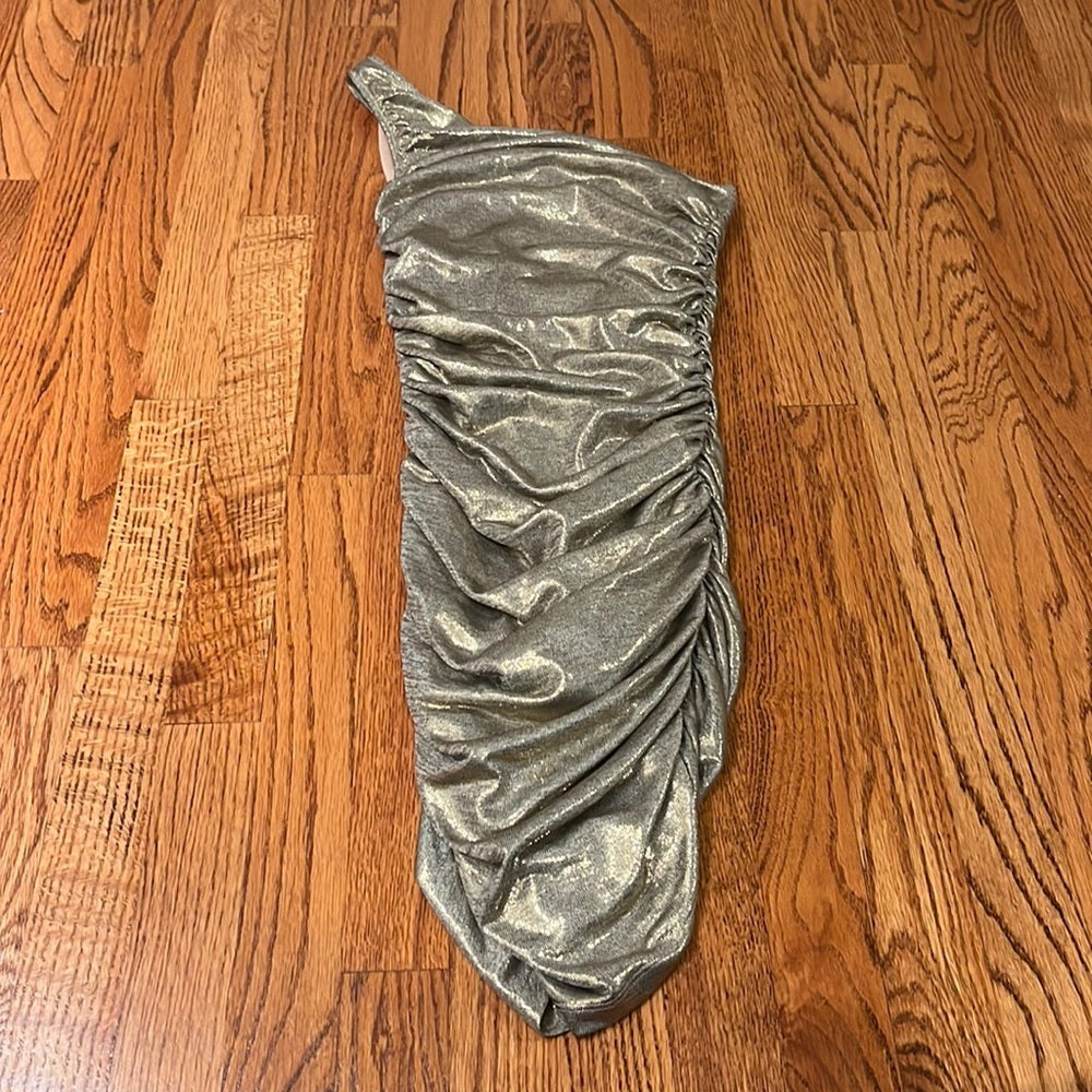 Alice & Olivia Woman’s One Shoulder Silver Dress Size 2