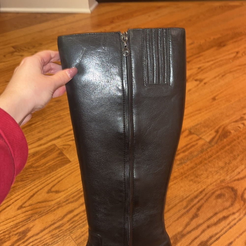 Rockport Woman’s Black Boots Size 9