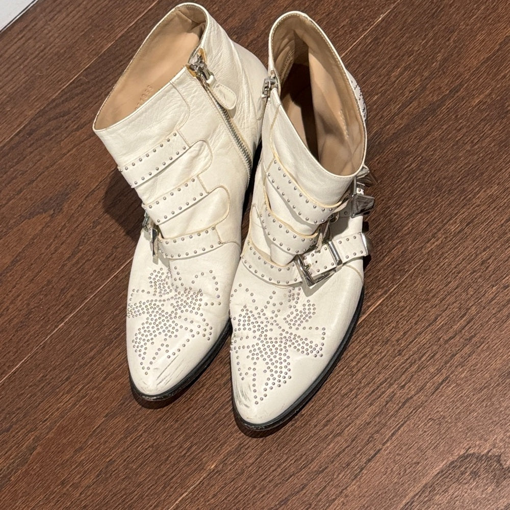 Chloe Women’s Off White Studded Ankle Boots Size 40.5/10.5