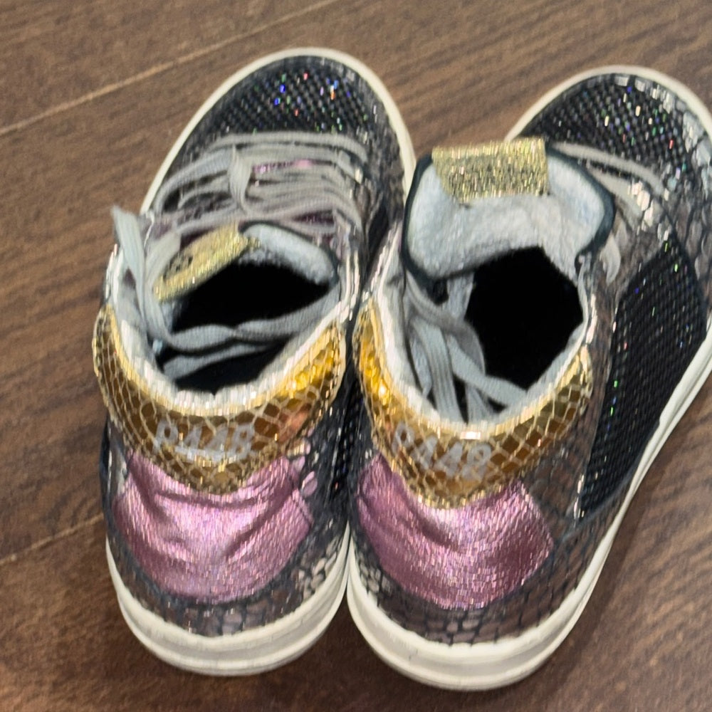 P448 Women’s Sneakers with Metallic Accents Size 38/8