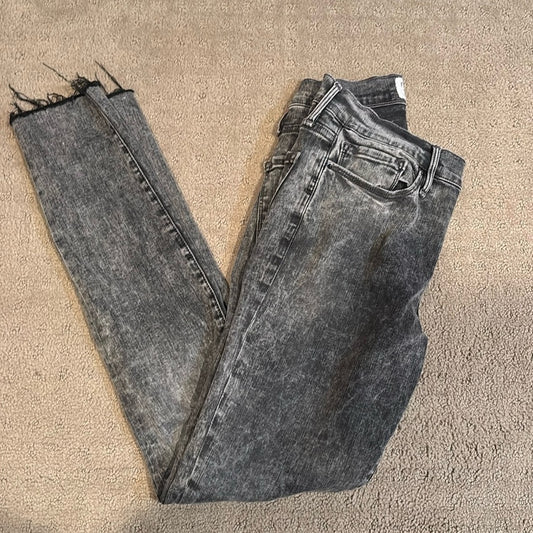 Frame Denim Women’s Gray Skinny Jeans Size 28