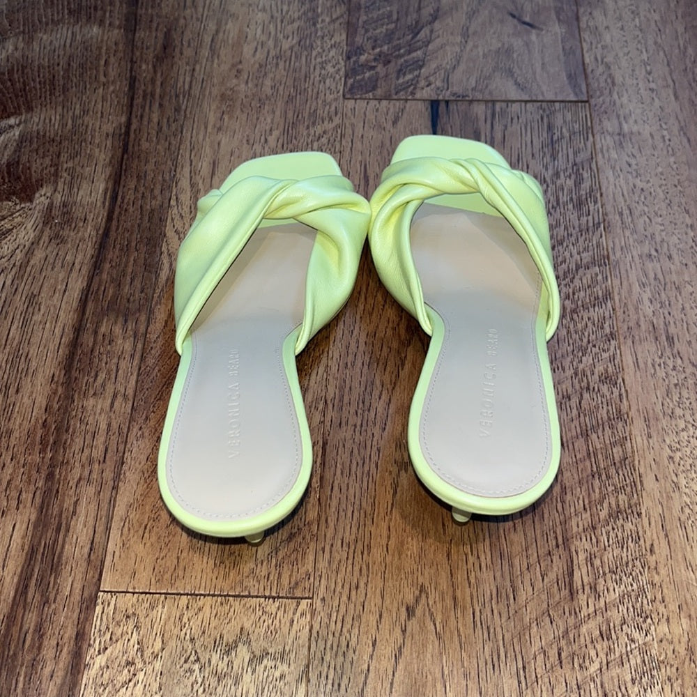 Veronica Beard Woman’s Vero Cuoio Yellow Heels Size 8 M