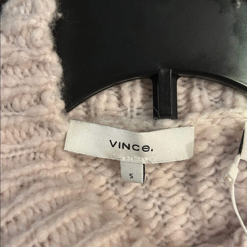NWT Vince Women’s Cozy Cream Cable Knit Sweater Size Small
