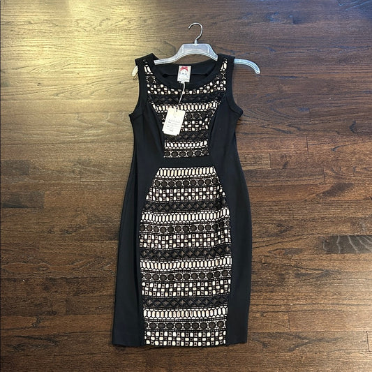NWT Yoana Baraschi Women’s Elegant Black and White Patterned Dress Size 8