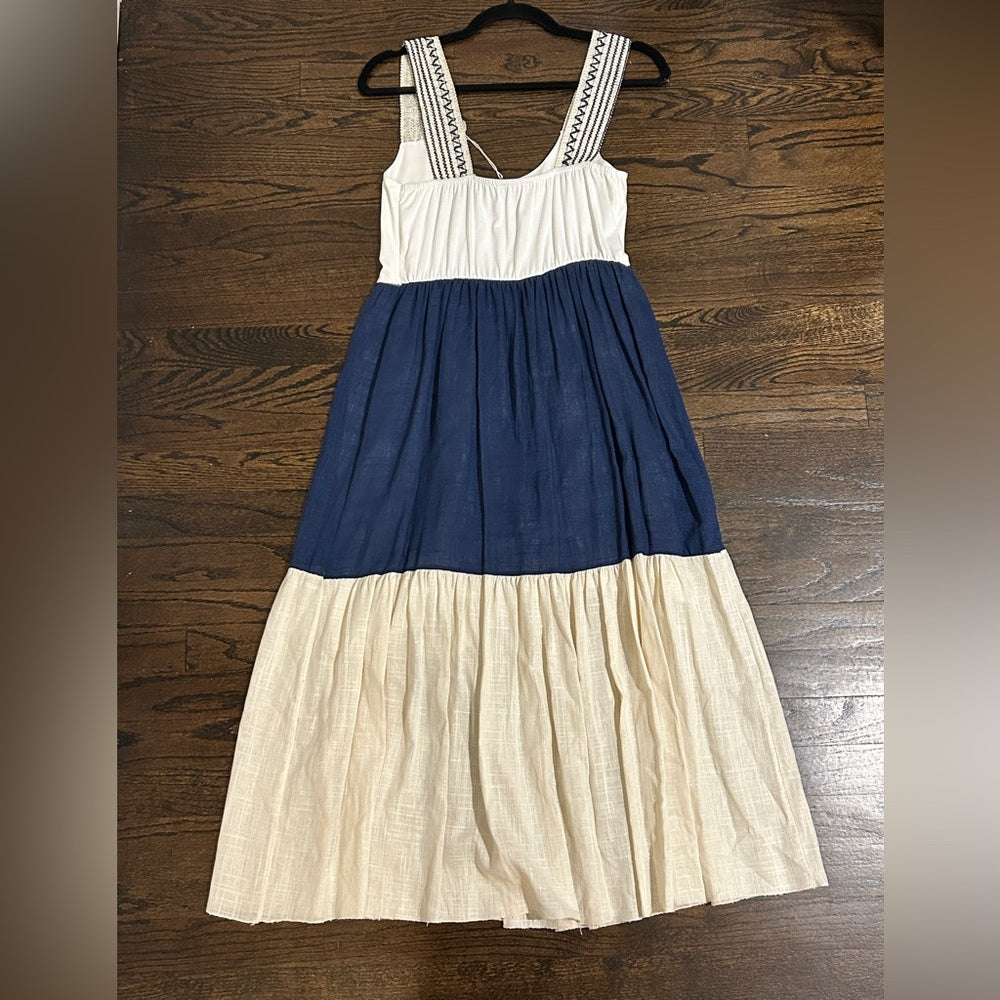 NWT “Make It Happen” Women’s Blue and Cream Maxi Dress