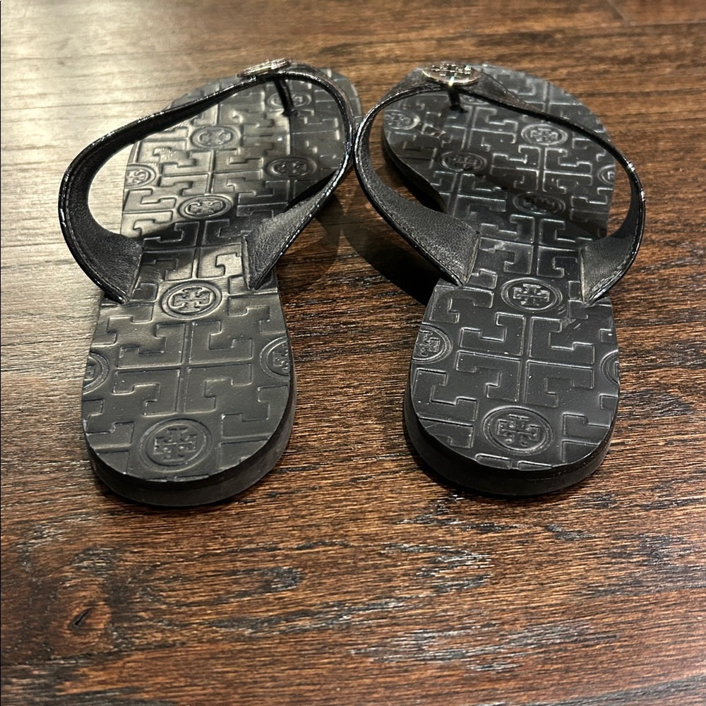 Tory Burch Women’s Black Flip Flops Size 9