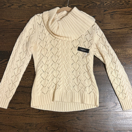 NWT Lord & Taylor Women’s Cashmere Cream Women's Sweater Size Medium