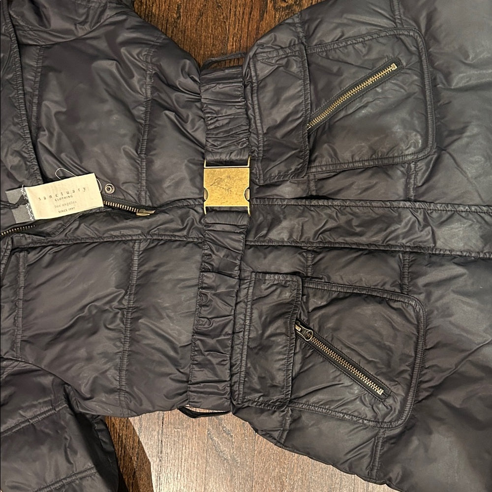 NWT Sanctuary Women’s Black Puffer Jacket with Belt Size Medium