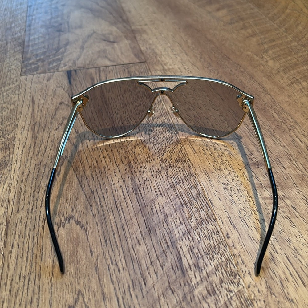 Versace Woman’s Light Grey Gold Mirrored Sunglasses