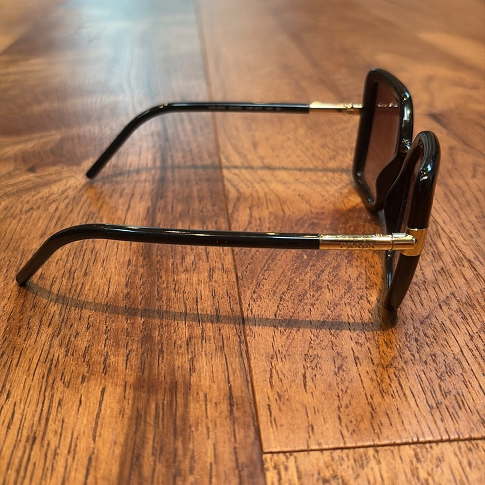 Prada Woman’s Black Sunglasses