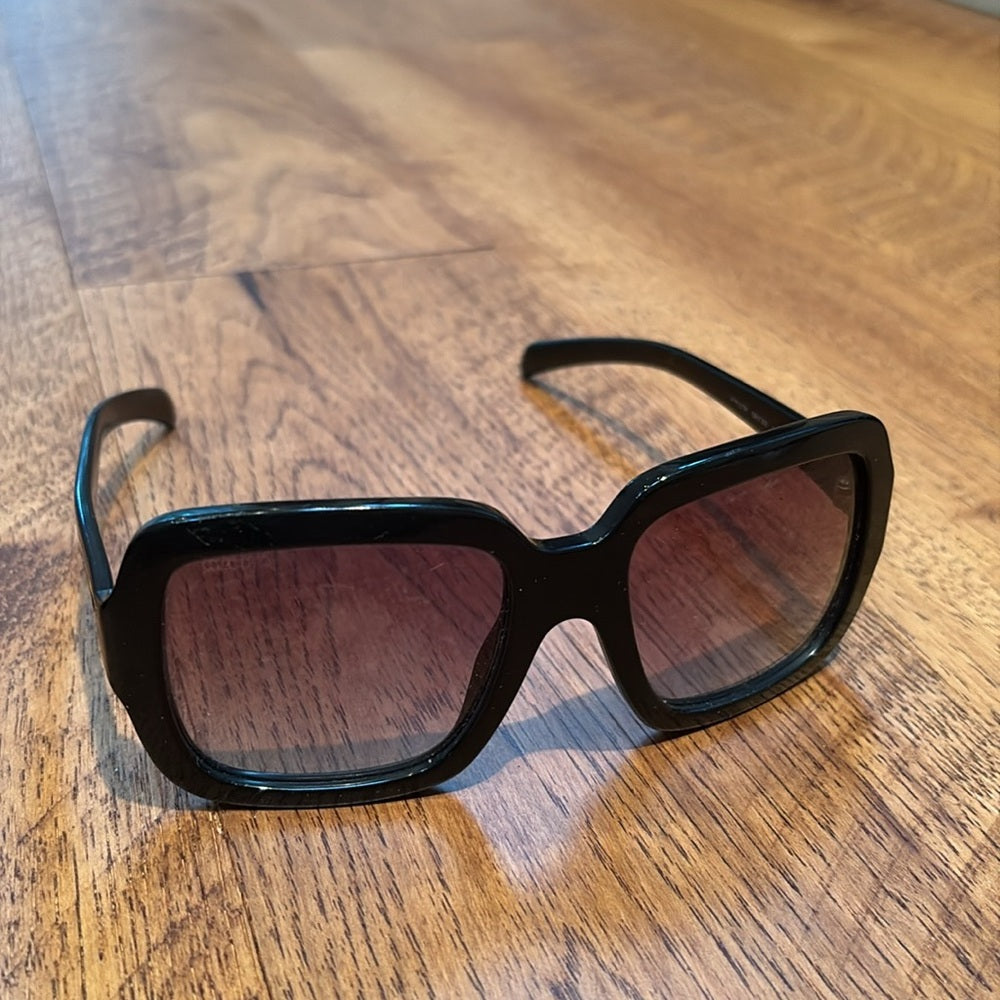 Prada Woman’s Black Sunglasses