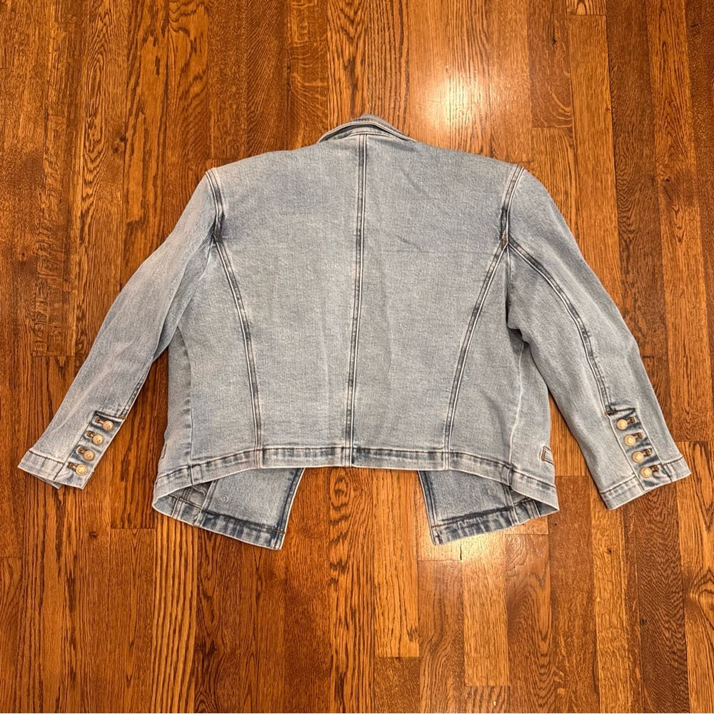 Generation Love Women's Light Blue Denim Jacket Size Large
