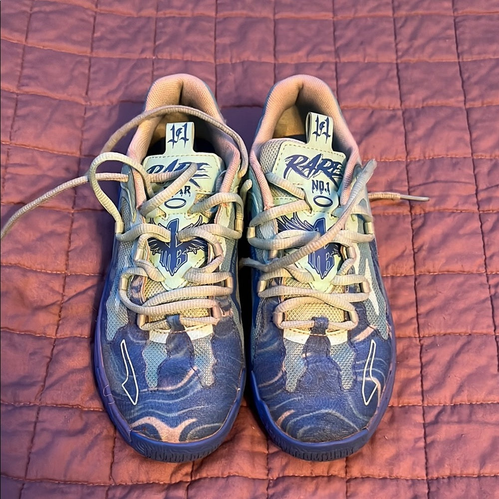 Puma Melo Boys Blue and Green Shoes Size: 3.5