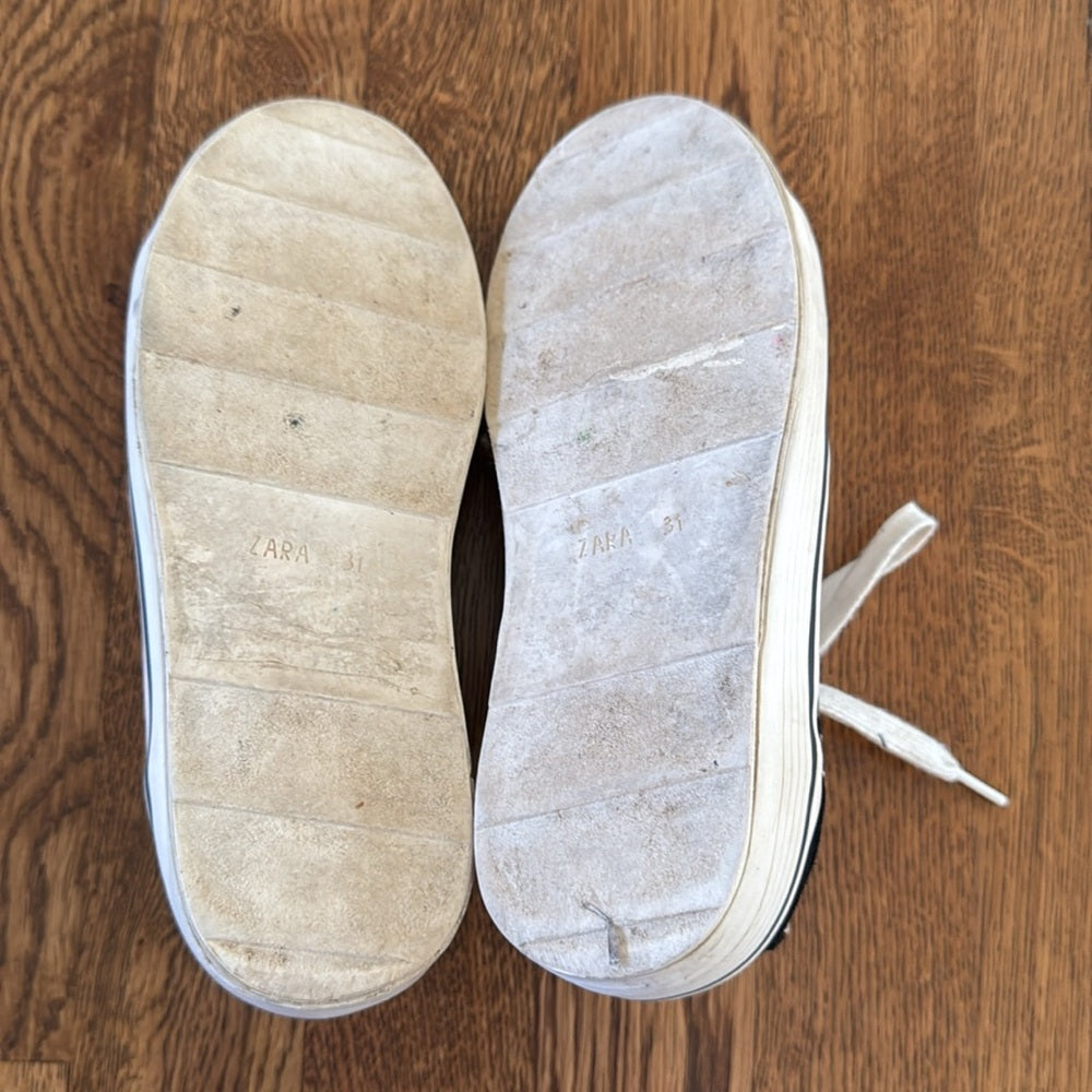 Zara Kid’s Sparkly Silver Shoes with Star Design Size 31