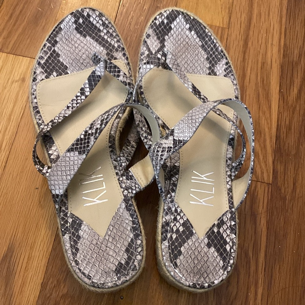 Klik Women’s Gray Snakeskin Sandals Size 7