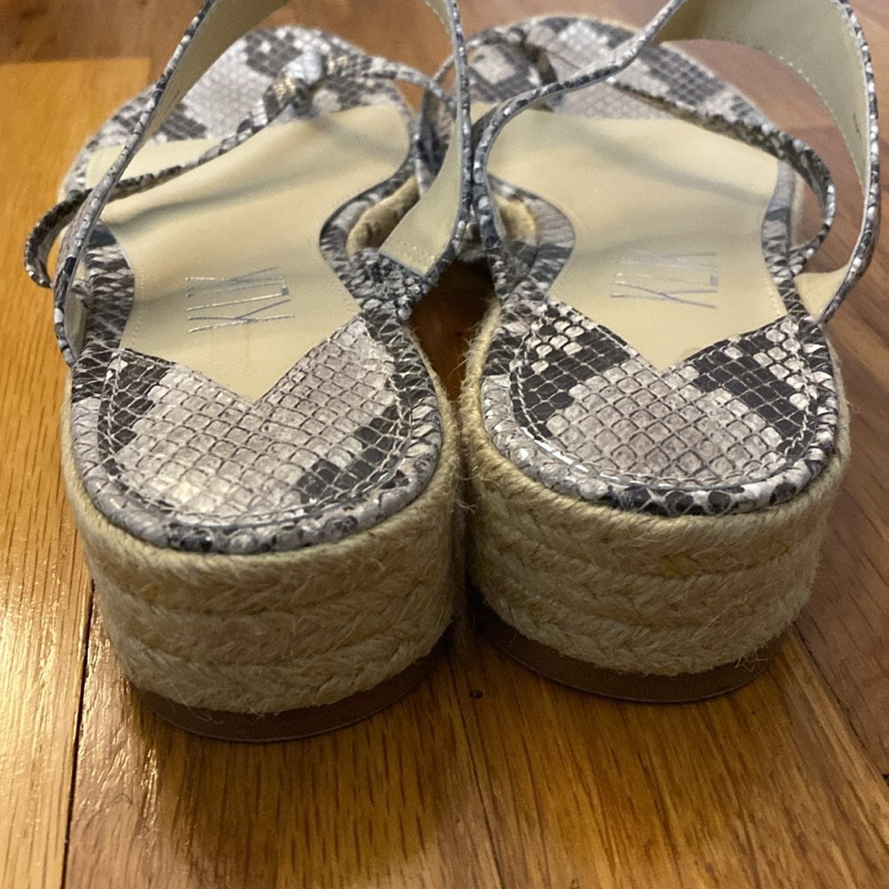 Klik Women’s Gray Snakeskin Sandals Size 7