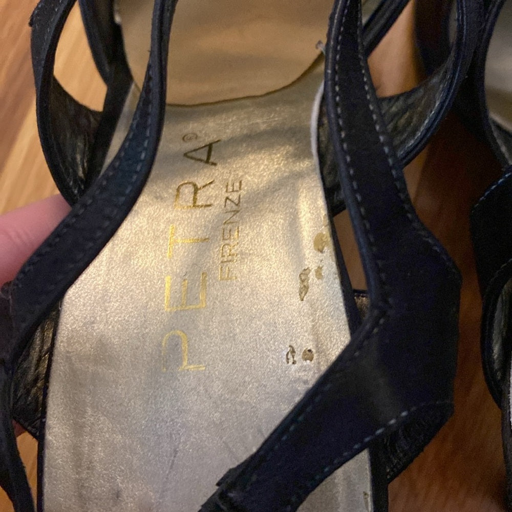 Petra Women’s Black Pointed Toe Heels Size 7