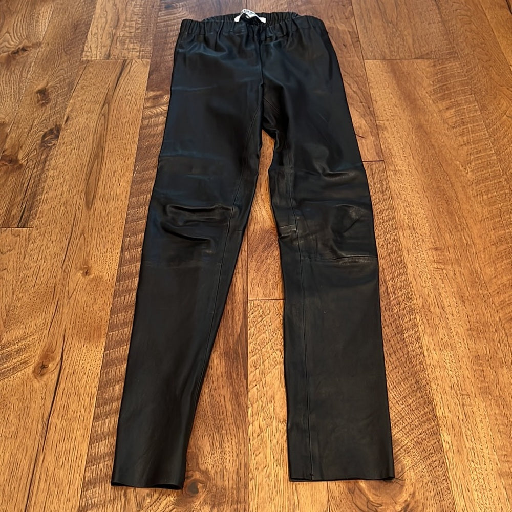 Walter Baker Woman’s Black Leather Pants Size XS