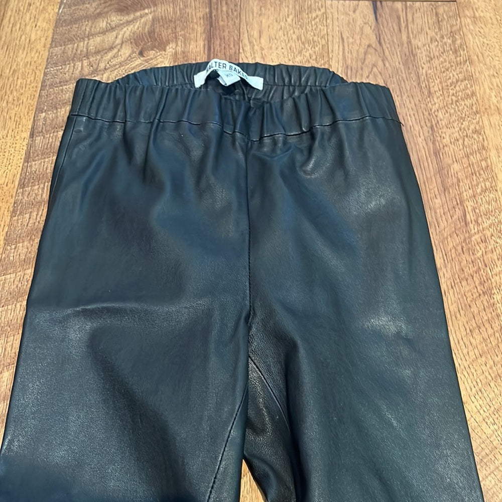 Walter Baker Woman’s Black Leather Pants Size XS