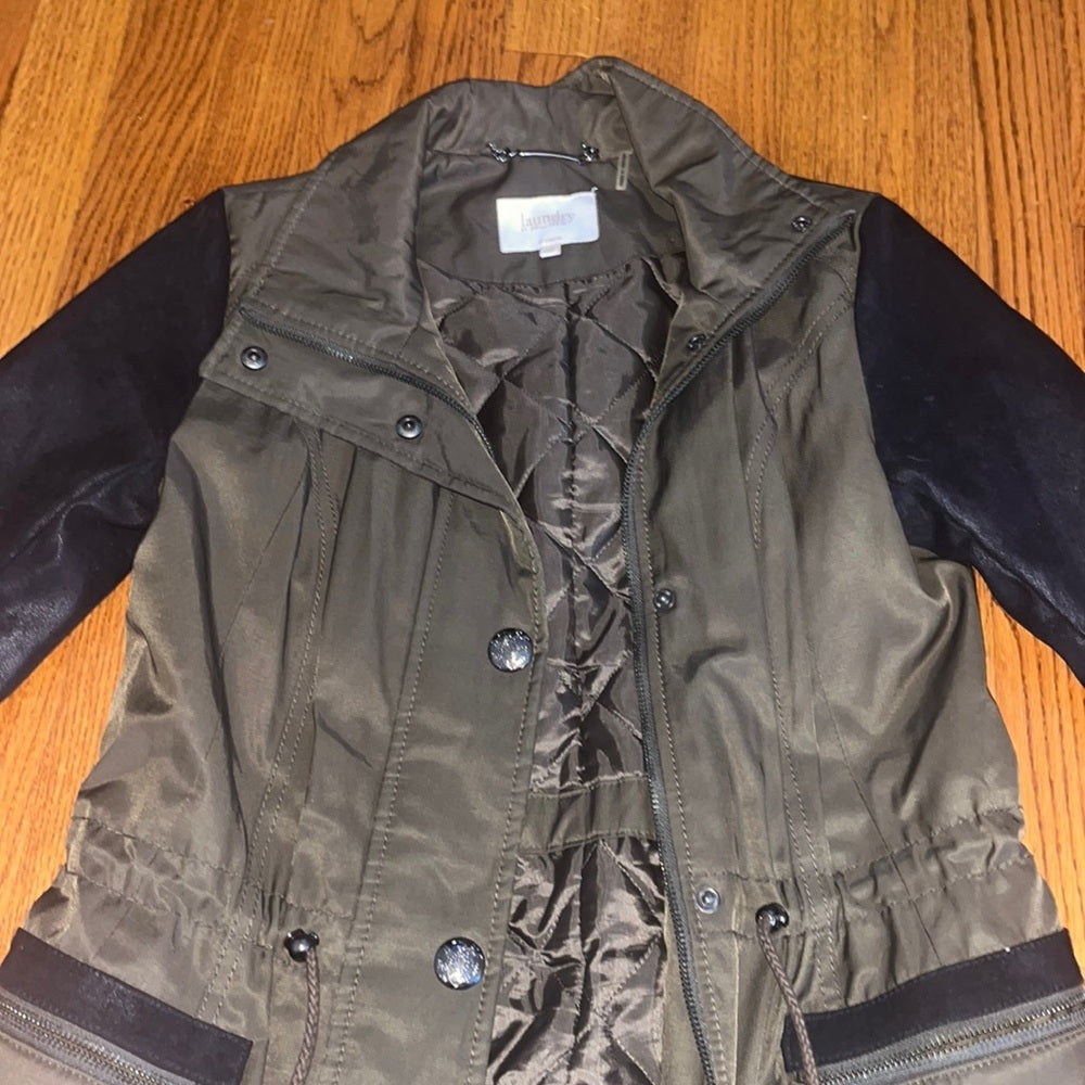 Laundry by Shelli Segal Woman’s Army Green Jacket Size XS