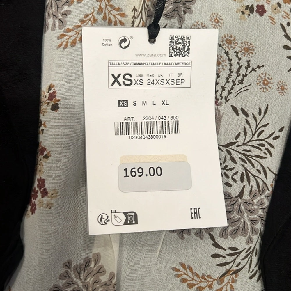 NWT Zara Woman’s Black Blazer Size Extra Small