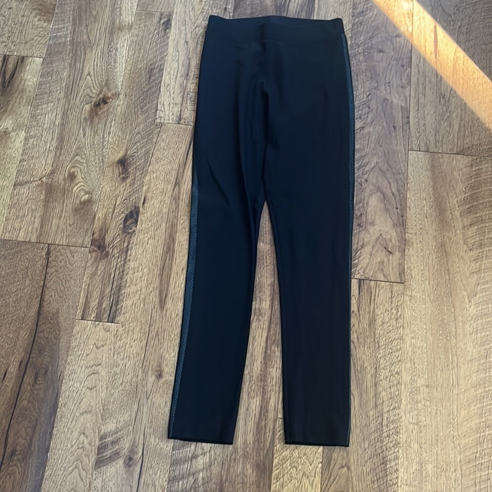 Just Drew Woman’s Black Leggings Size S