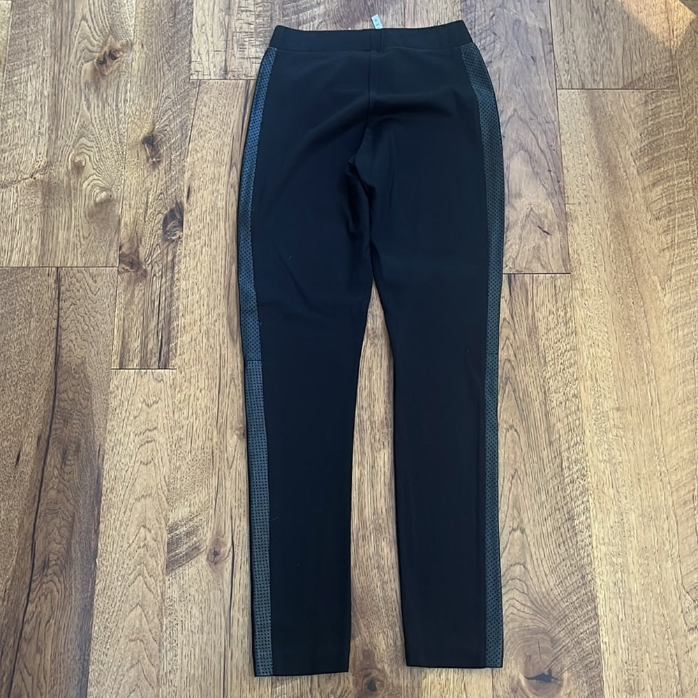 Just Drew Woman’s Black Leggings Size S