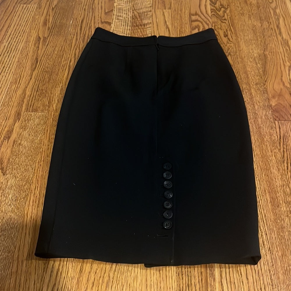 Zac Posen Woman’s Black Skirt Size 4