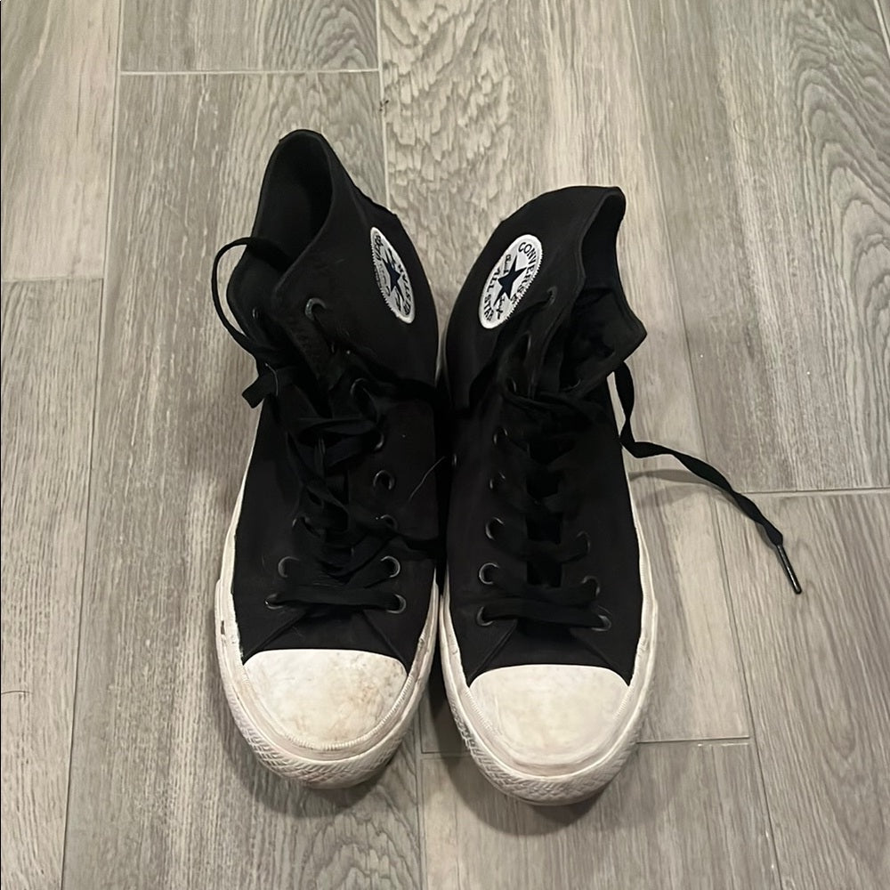 Converse - Chuck Taylor Unisex Black and White Shoes Size: 8.5 Mens 10.5 Womens