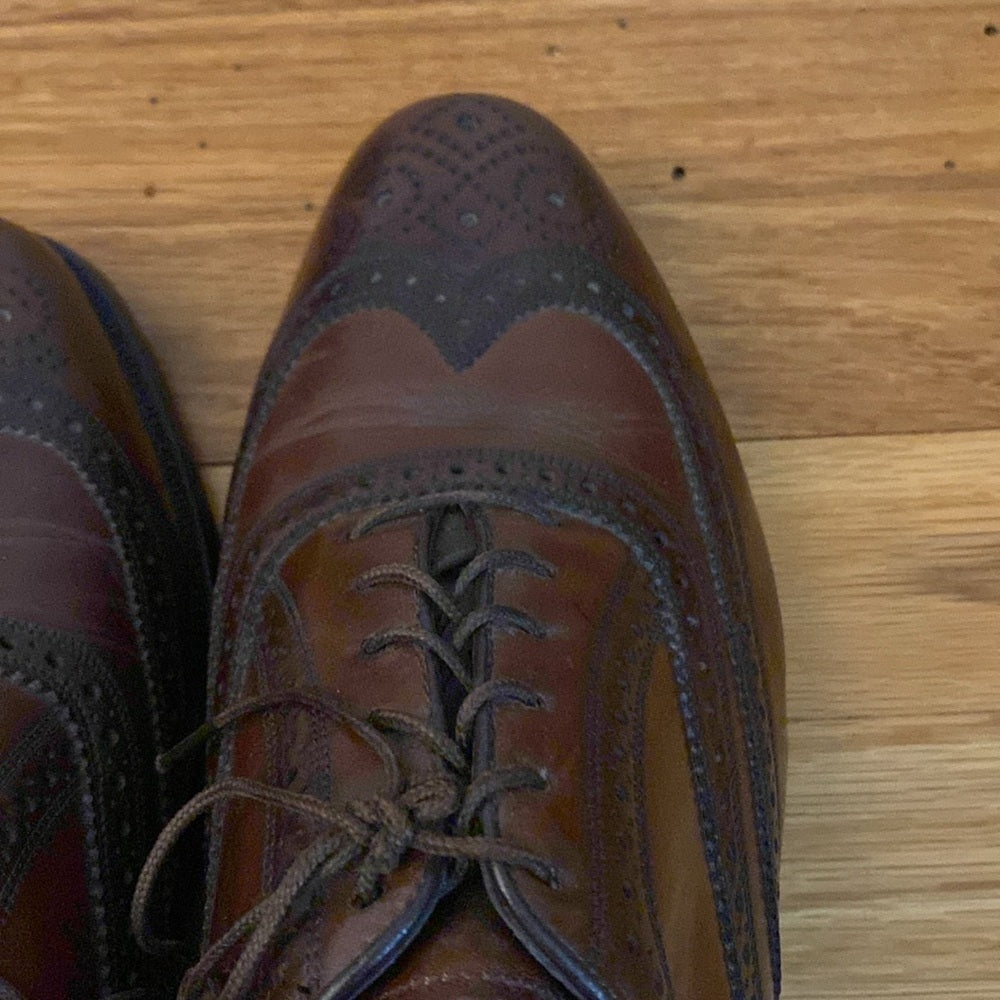 The Florsheim Shoe Men’s Brown Shoes Size 9