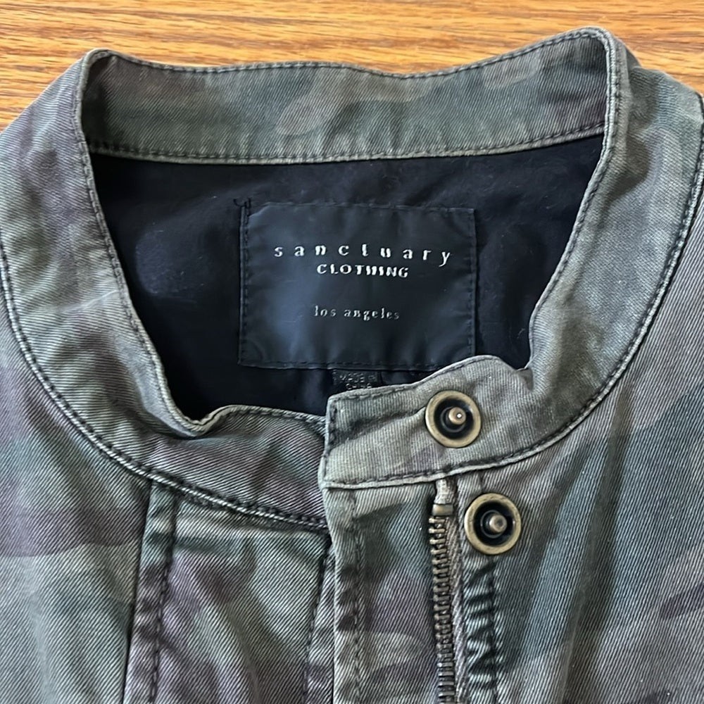 Sanctuary Clothing Women’s Green Camo Jean Jacket Size XS