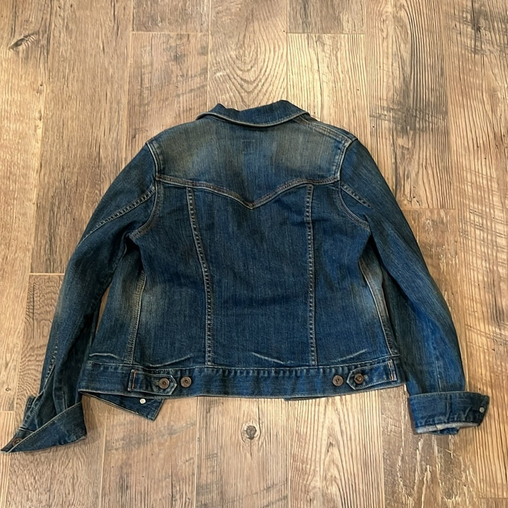 GAP Woman’s Jean Jacket Size Small