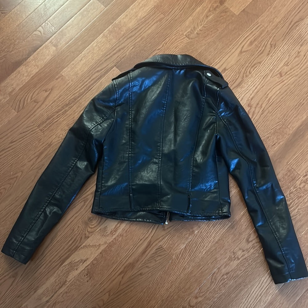 L’olive Verfe Women’s Black Leather Jacket Size 2