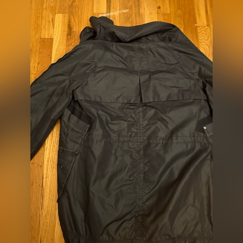 McGinn Black Thick Rain Jacket Size 38