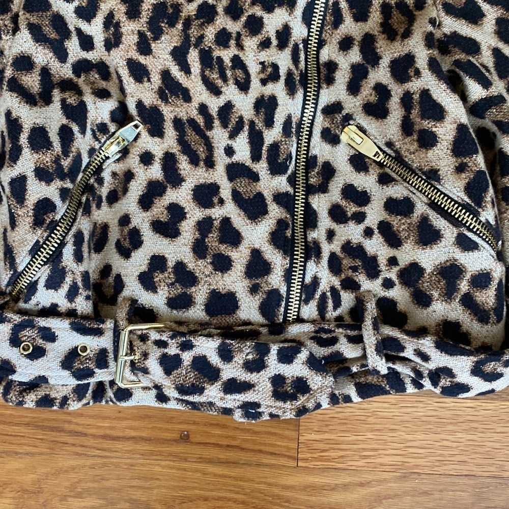 Zara Women’s Leopard Print Zip Up Jacket Size S