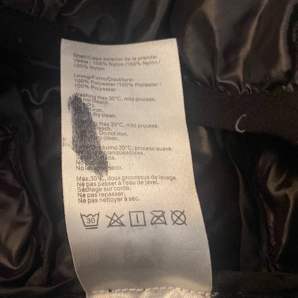 Ikali Girls Black Puffer Jacket Size 7/8