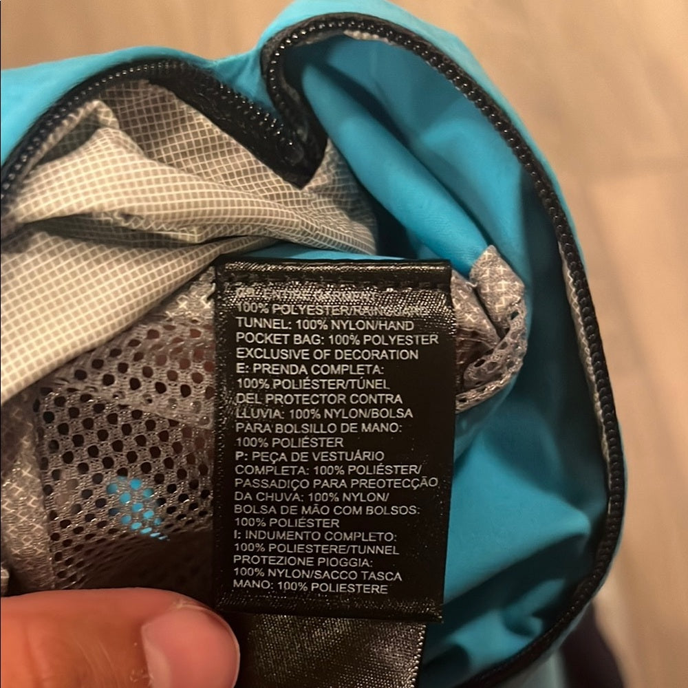 North Face Boys Turquoise and Navy Jacket Size: L