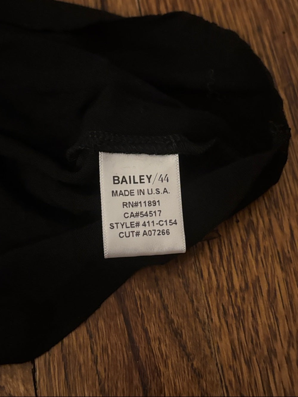 NWT Bailey 44 Women’s Black Cold-Shoulder Long-Sleeve Top with Studs Size Large